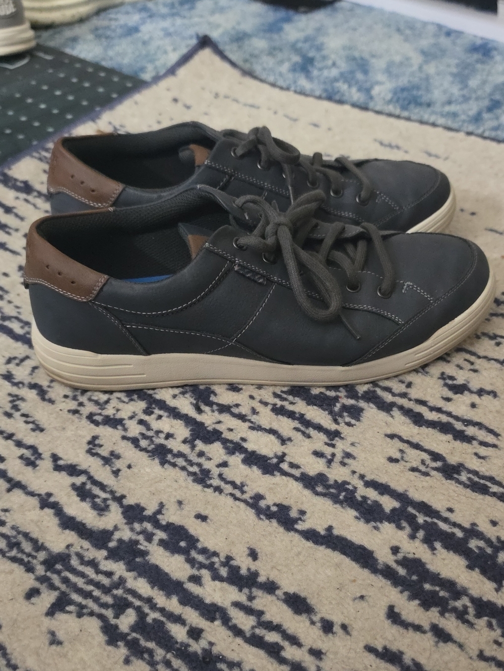Nunn Bush Kore City Walk Navy Sneakers with Brown Heel Accent